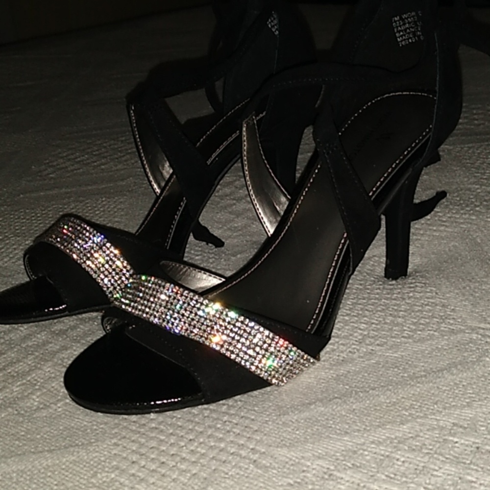Heels  brand new , without tags